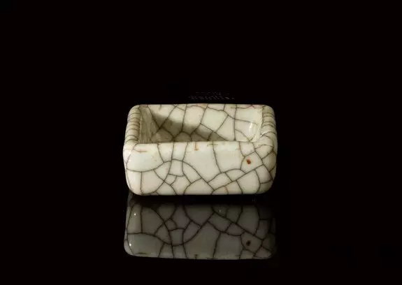 Top Chinese Porcelain 4.jpg