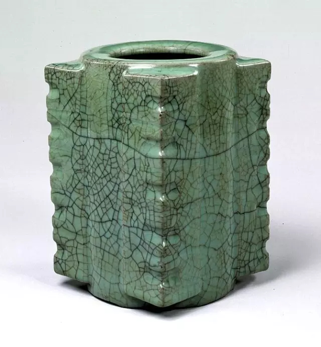 Top Chinese Porcelain 8.jpg