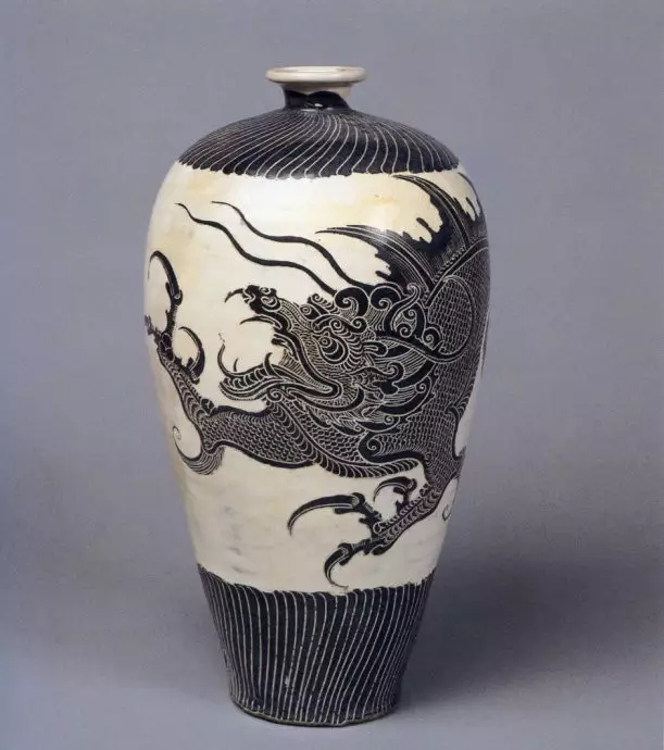 Top Chinese Porcelain 17.jpg