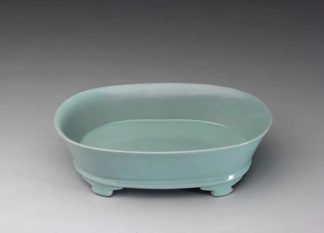 Ru Kiln Porcelain.jpeg